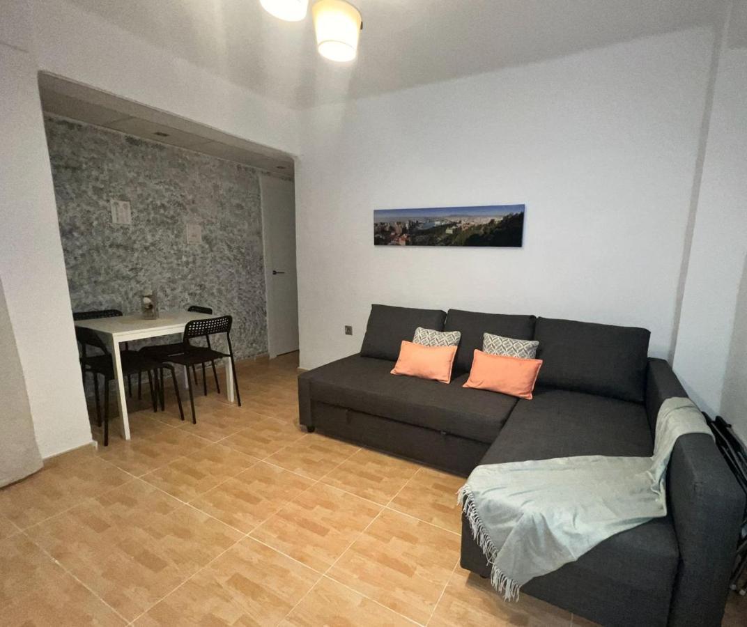 Holidays2Malaga 2 Bedroom Armengual De La Mota Close Shopping Center Экстерьер фото