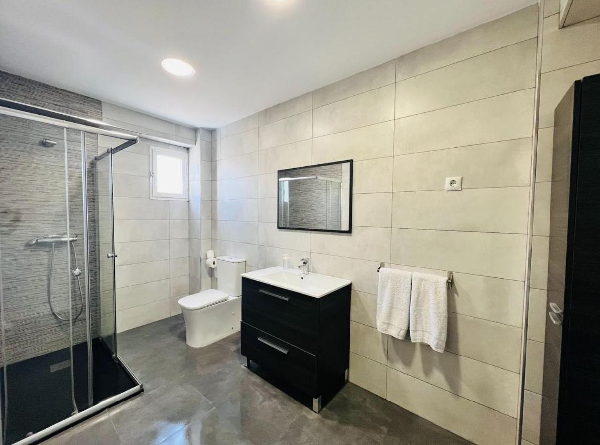 Holidays2Malaga 2 Bedroom Armengual De La Mota Close Shopping Center Экстерьер фото
